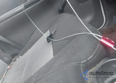 2004 Ford Ranger Unique Fleet z USA, uszkodzony, nr VIN 1FTYR10E24PB27131